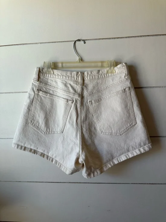 Abercrombie & Fitch Shorts - Picture 3 of 6